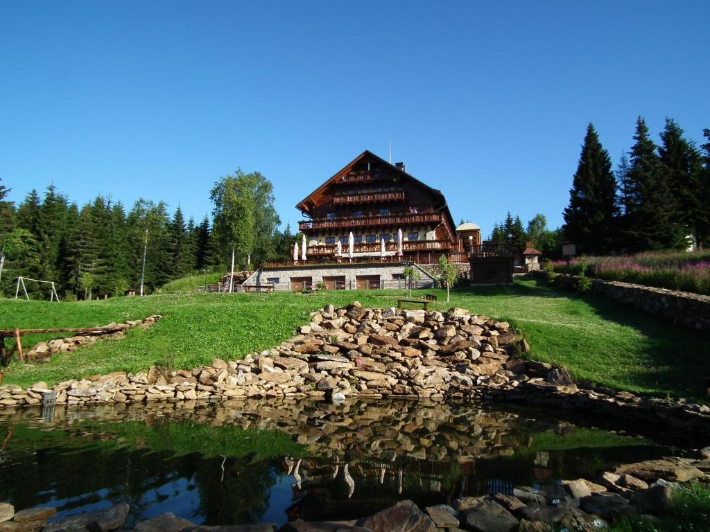 Hotel Alpska Vyhlidka Kvilda Εξωτερικό φωτογραφία